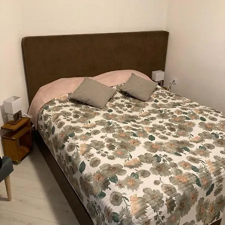 Patio 50 M Od Plazy 公寓