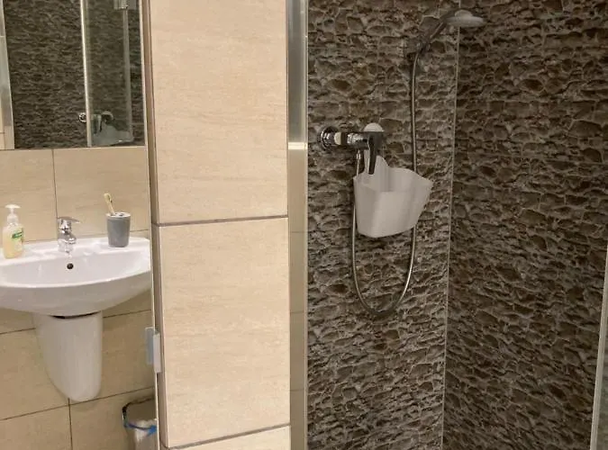 Patio 50 M Od Plazy *